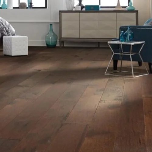 Article on engineered versus solid hardwood flooring provided by Karrianna Flooring in Lexington, KY